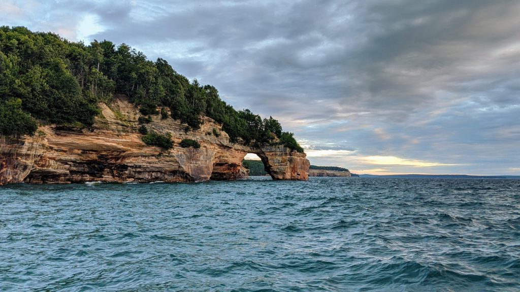 Pictured rock National Lake