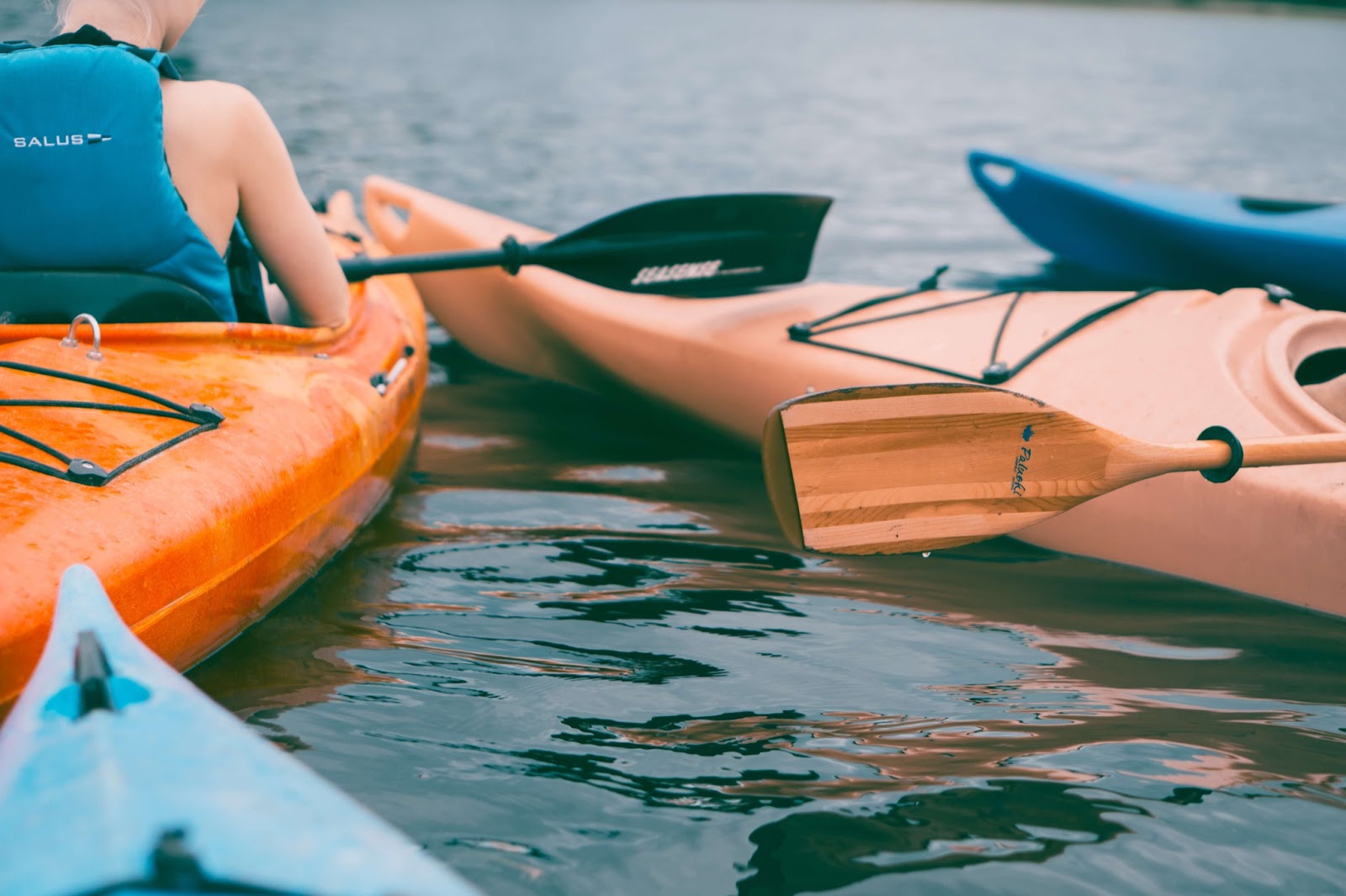 How many kayaks fit on a Roof Rack?
